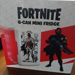 FORTNITE MINI FRIDGE