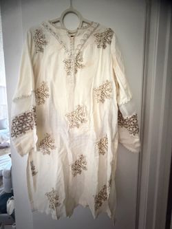 Cream Embroidered Floral Kurti Tunic