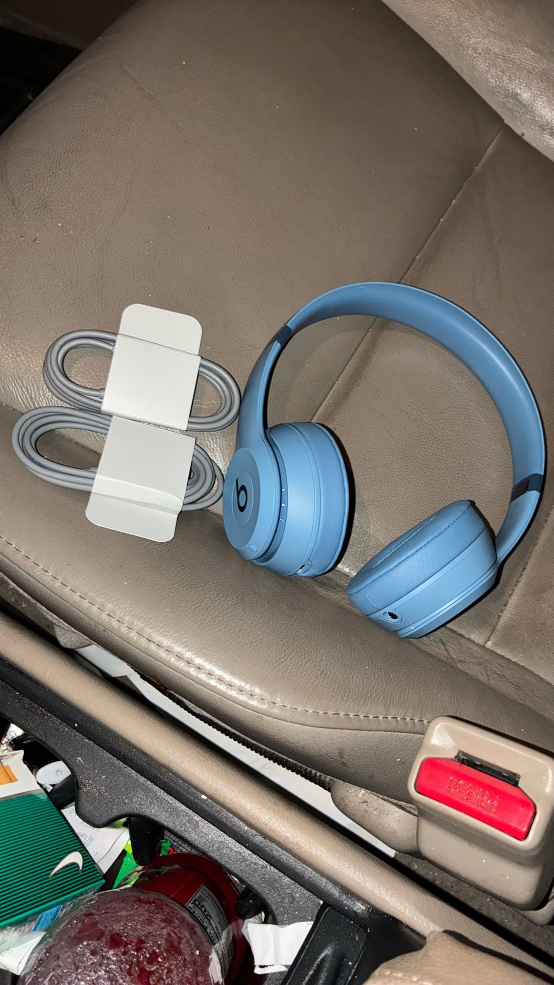 Brand New Beats Solo 4s