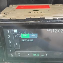 Pioneer Avh -120BT  Double Din Radio 
