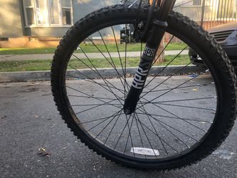 Hyper HPRS Aluminum Black Bike