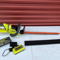 RYOBI 40V 24 in. Cordless Battery Hedge Trimmer with 2.0 Ah Battery and Charger