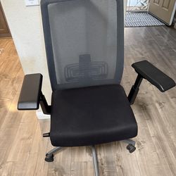 Ergonomic Desk Chair w/ Adjustable Lumbar & Arms
