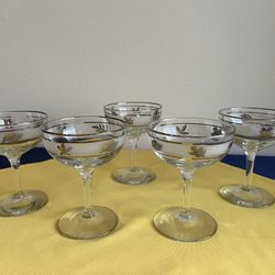 Elegant Champagne Stem Glasses 
