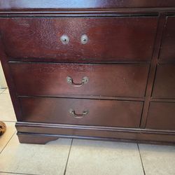 Wooden dresser $30