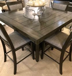 Dining Table Set (PLEASE READ THE ENTIRE DESCRIPTION)