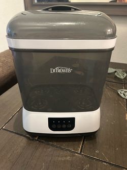 Baby bottle sanitizer