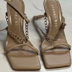Gianni Bini Lukkah Chain Geeked Sandals