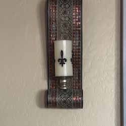 2 Wall sconces
