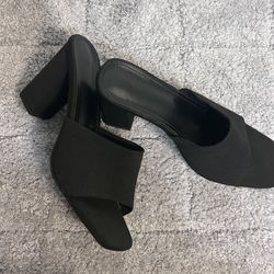 Both heels never used