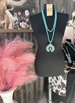 Turquoise Layered  Necklace  Set