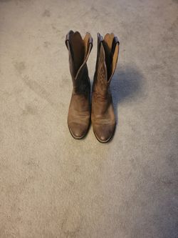 Hardly Worn Ariat Genuine Leather Boots, Women's