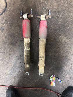 GMC 2500 HD STRUTS