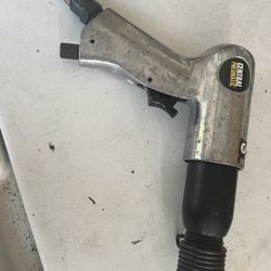 Central neumátic air tool