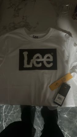 T- shirt