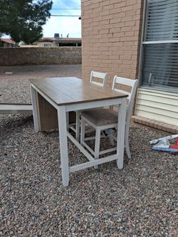 Dining set