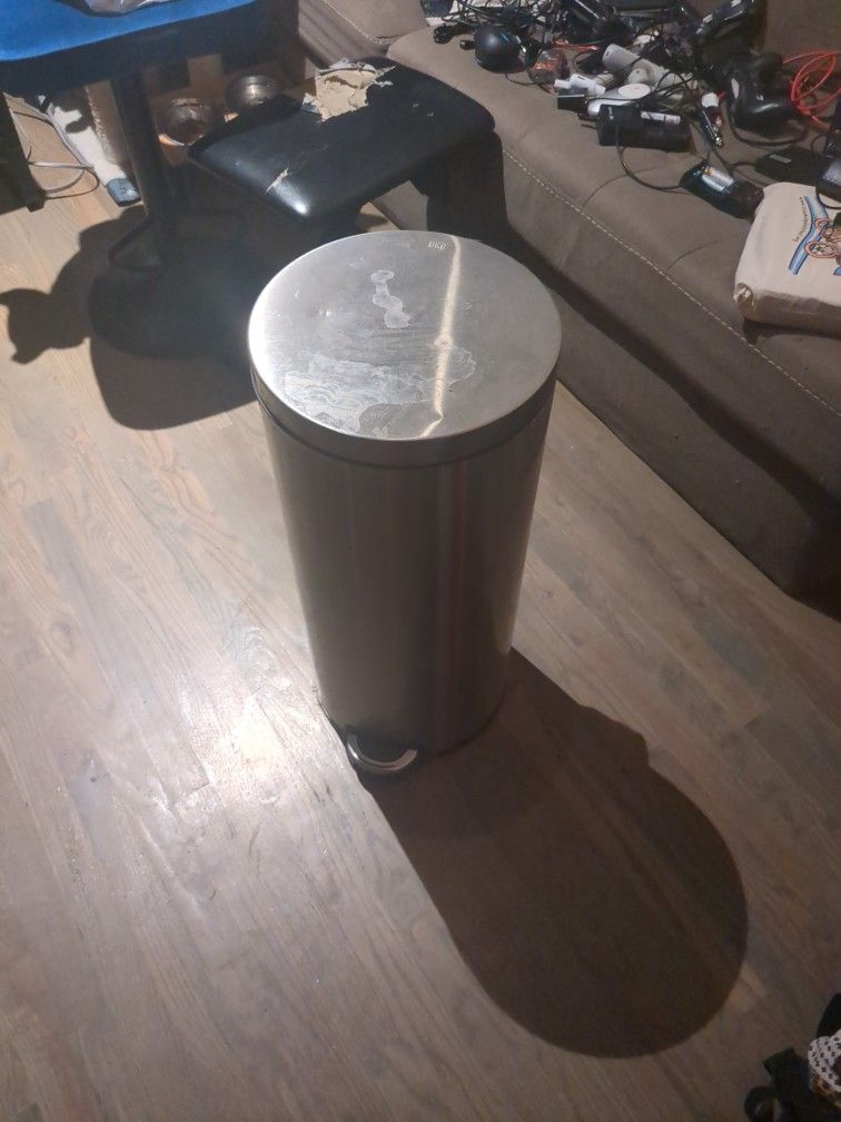Aluminium Kitchen Trash Can
