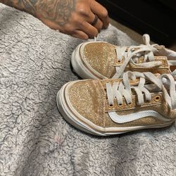 Van Glitter toddler 13 Rarely Used 