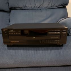 Sony CDP-C235 5-Disc CD Player