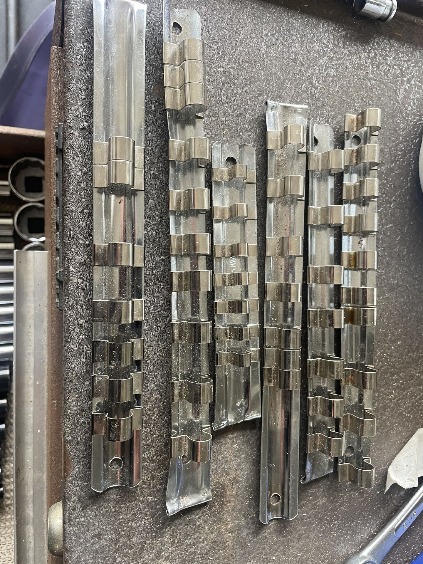 Socket Holders X6