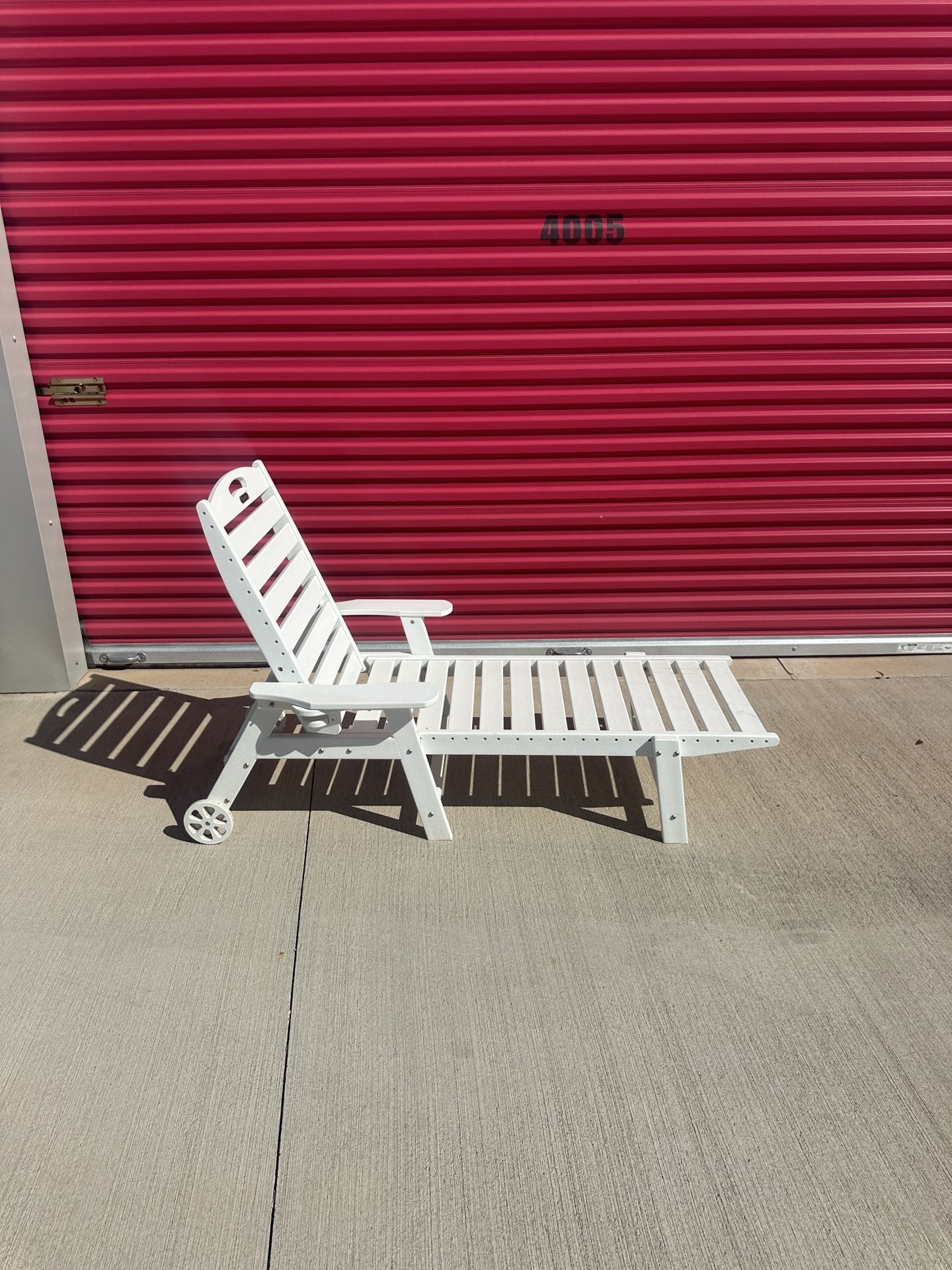 2 Outdoor, Oversized Chaise Lounge Chairs with 5 Positions, HDPE, Patio Lounge Chair with Wheels & Cup Holder for Pool, Deck, Poolside, Whit