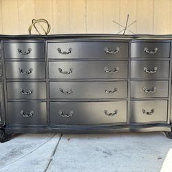 Beautiful black & gold dresser or console 