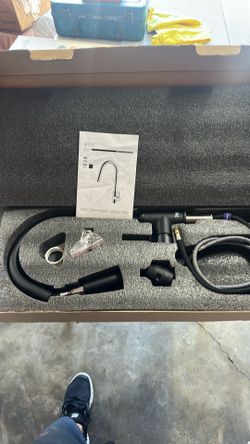 Kitchen faucet