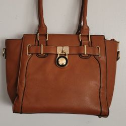 BEAUTIFUL BAG  ELEGANT  LEATHER