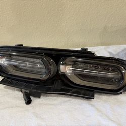 2019-2025 Chevy camaro ss rs zl1 tail light