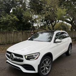 2020 Mercedes Benz GLC 300 