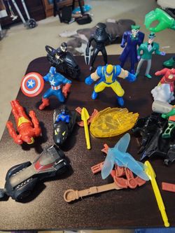DC Marvel 15 figure lot batman wolverine