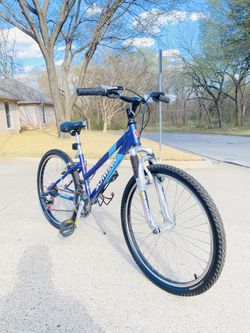 schwinn high plains 2.4 mountain bike