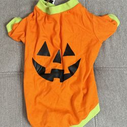 NEW Dog Size M Shirt Just $3 xox
