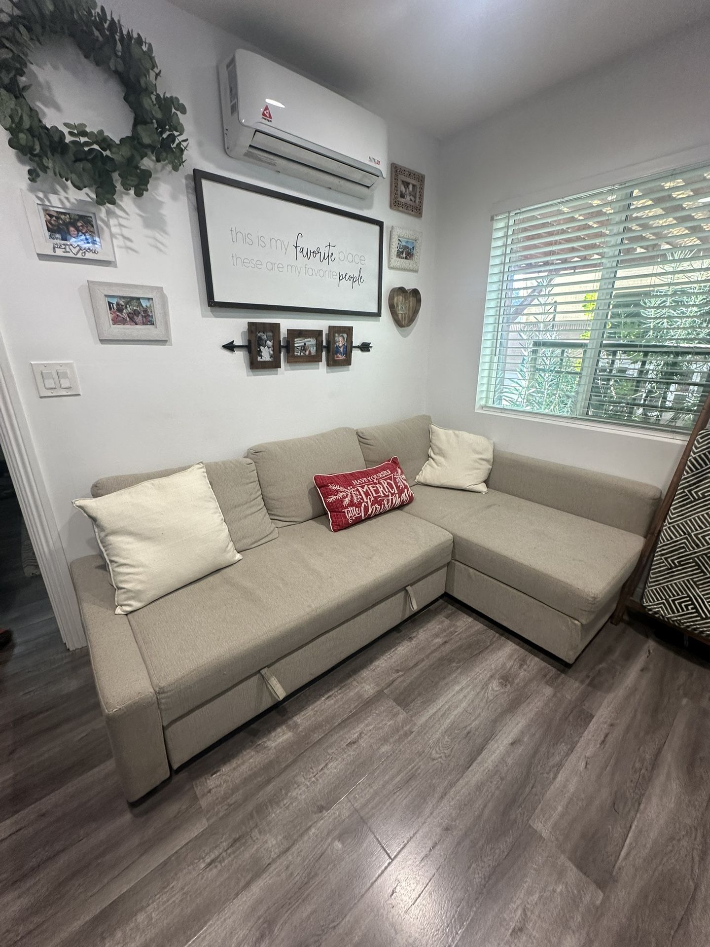 IKEA Sofa couch Pull Out Bed