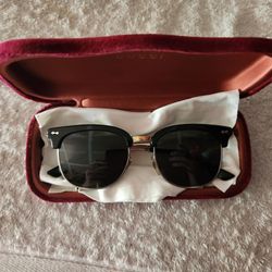 Gucci sunglasses in good condition 