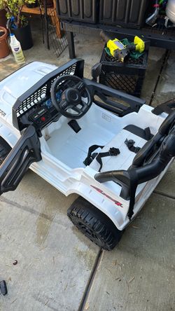 Carrito de paseo de 12 v con control