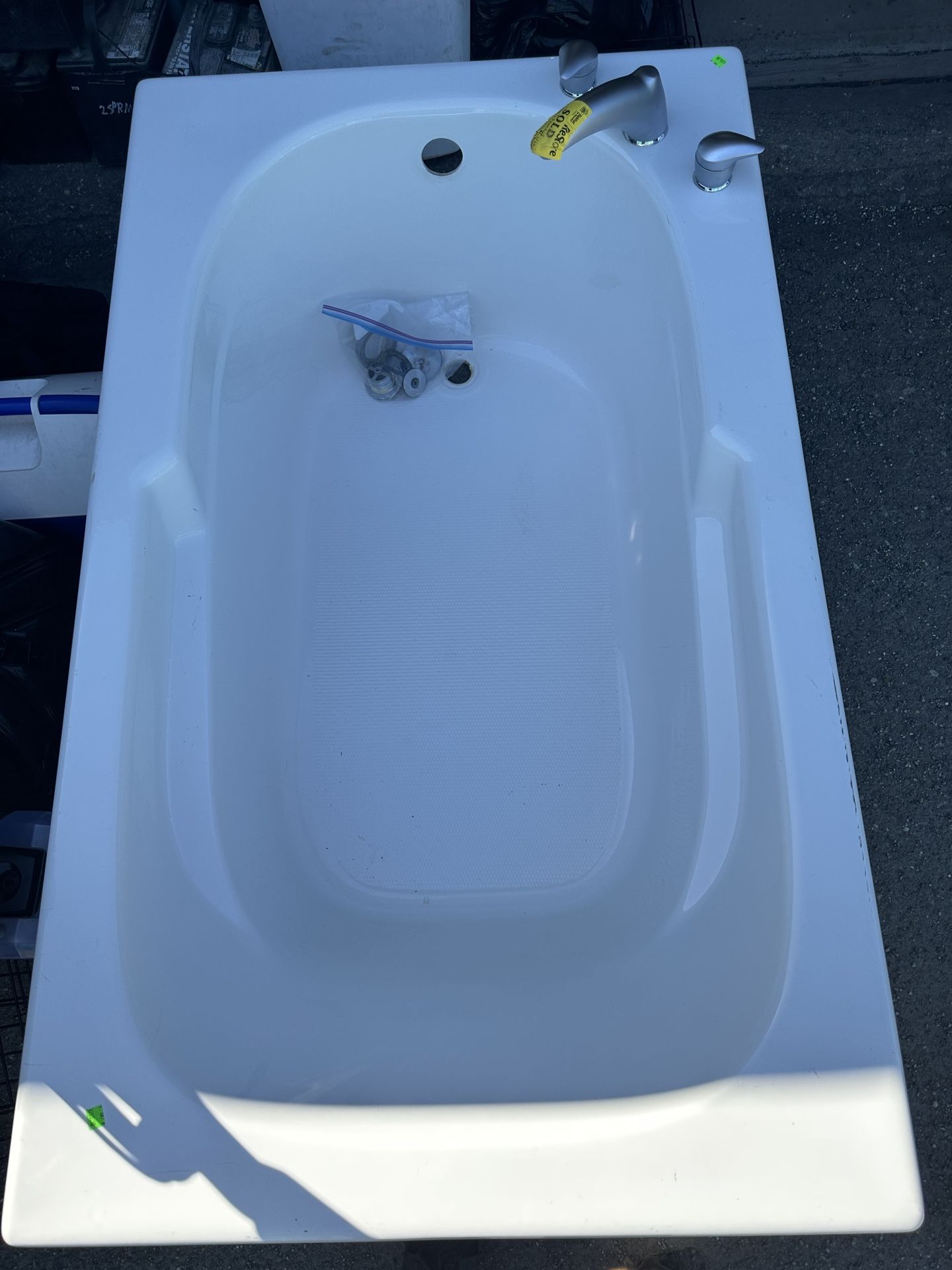 Fiberglass Bathtub