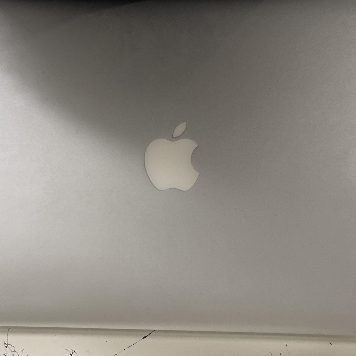 Apple MacBook 1sT Gen