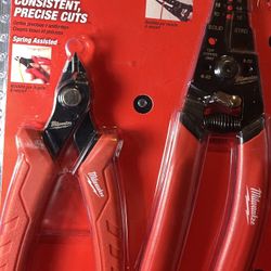 2 NEW Milwaukee hand tools