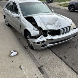 Mercedes C240 4matic 