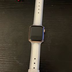 apple watch 5 read description 