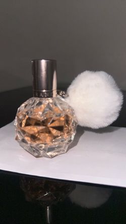 Ariana Grande Perfume