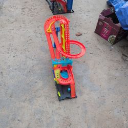Hot Wheels Racing Track 