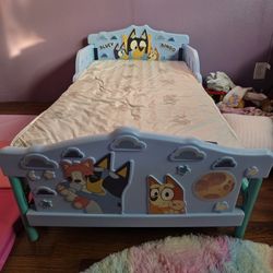 Toddler bed and mattress 