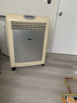 Fujitromic portable a/c high capacity 400 sq ft