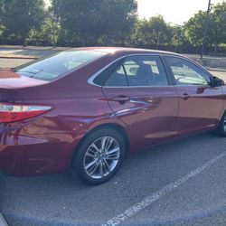 Toyota camry 2016
