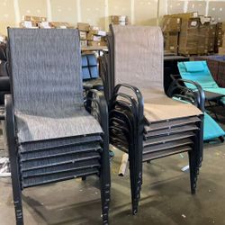 Stackable outdoor patio chair 