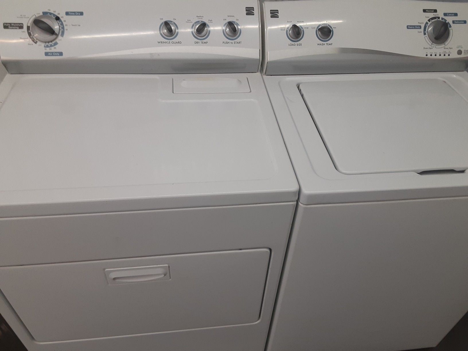 BEAUTIFUL LIKE NEW 2 YEAR OLD KENMORE WASHER AND DRYER LARGEST MADE