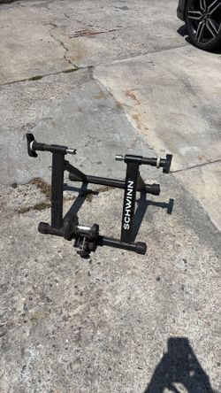 Bicycle stand trainer