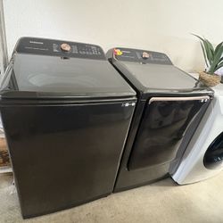 Samsung Washer And Electric Dryer Set